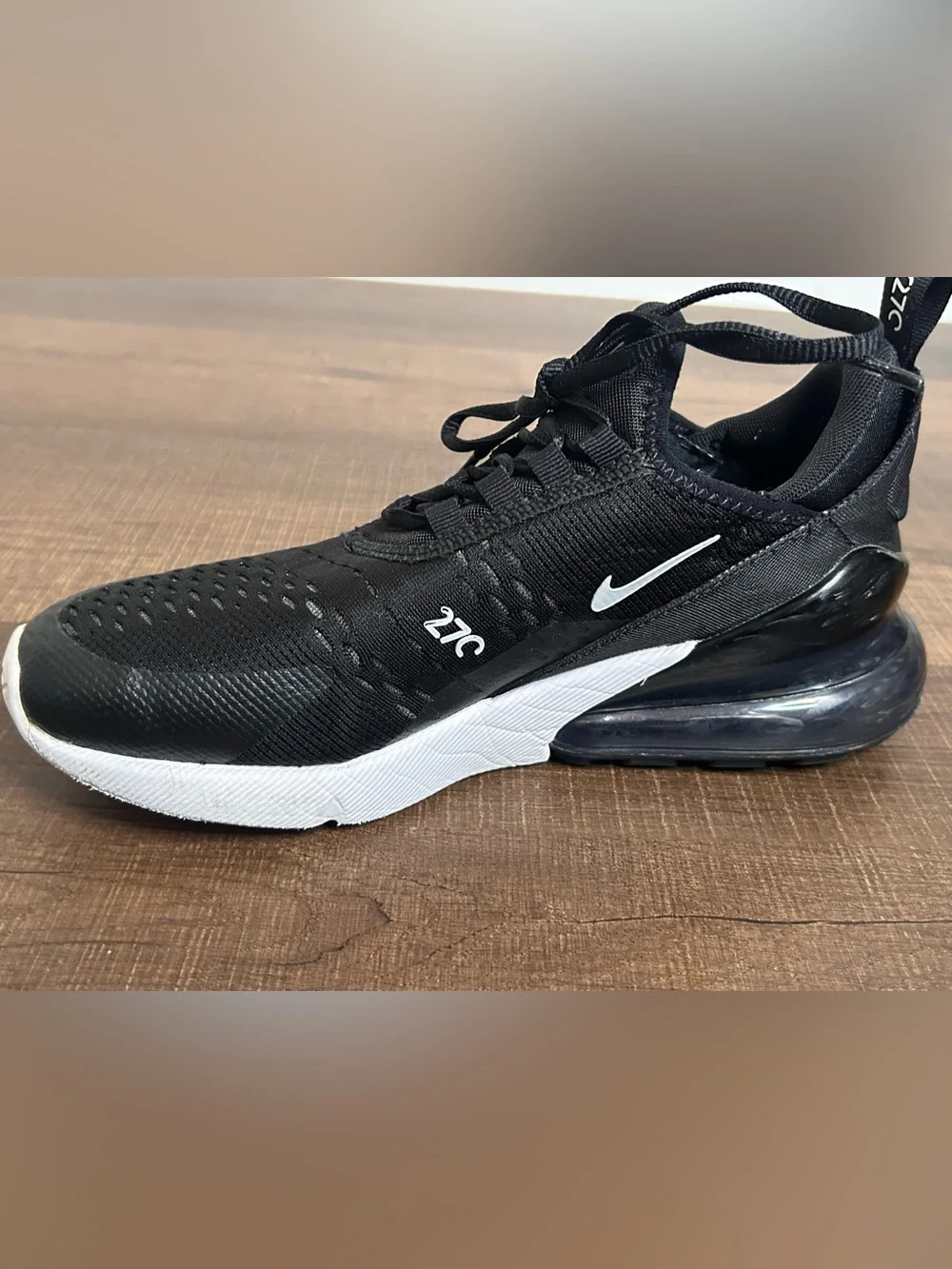 Nike Air Max 270 Black/White Unisex Kids Sneaker 6.5Y MPN 943345-001 Youth Size